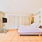 Iconique Et Calme Absolu Pour 1 A 10 Personnes Villa *